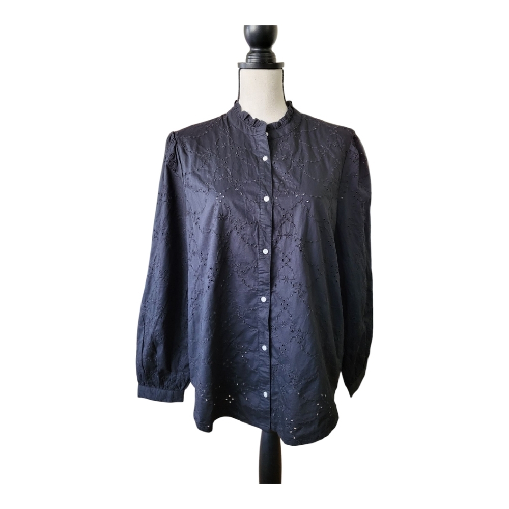 💕Old Navy Black Eyelet Button-Up Blouse Size L New